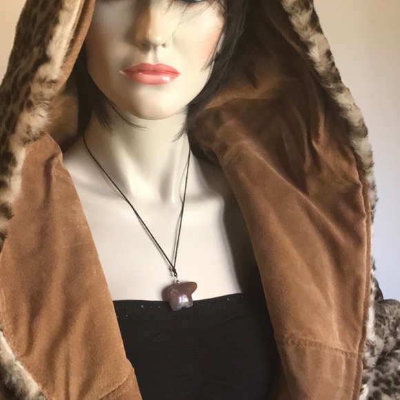 REVERSIBLE 100% SUEDE & FAUX LEOPARD FUR COAT - Picture 4 of 14